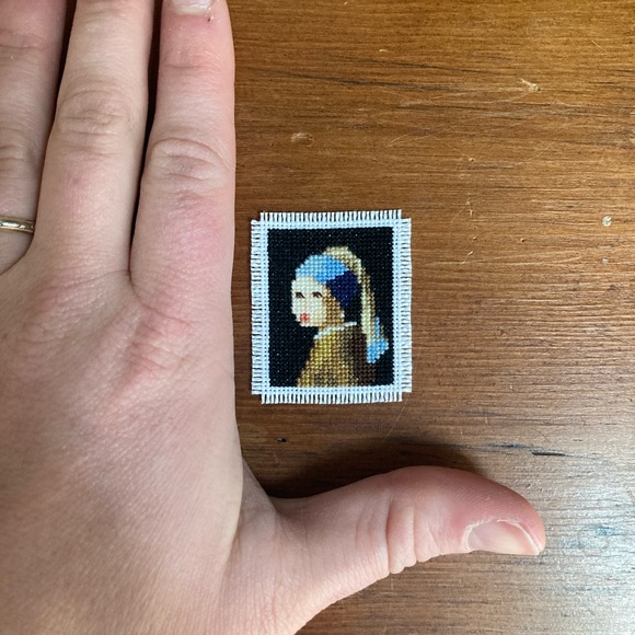 Vermeer’s “Girl with a Pearl Earring” Mini Art Cross Stitch - Picture 3 of 5